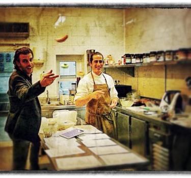 els Brancs visita Bombay para crear una gama exclusiva de Macarons