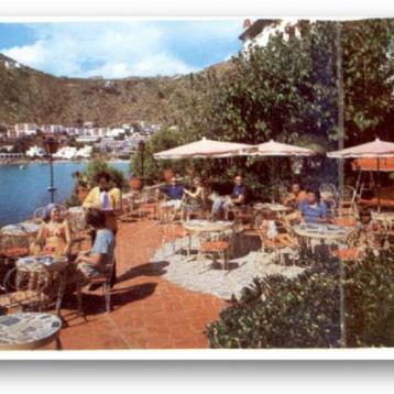 Main terrace of the Vistabella hotel in the 70s